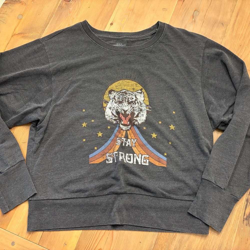 Charcoal Gray Graphic Sweatshirt with Tiger Design